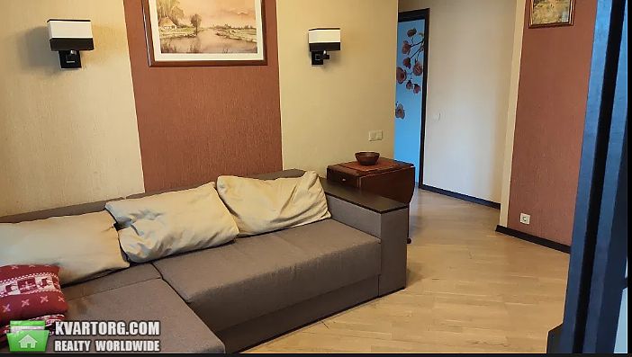 Rent out 3-room apartment. Киев,  Саперное поле — photo 1