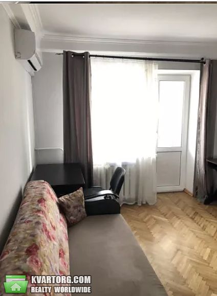 Rent out 2-room apartment. Киев,  Юности — photo 9