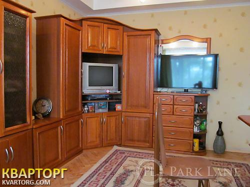 Sell 2-room apartment. Киев,  Дегтяревская — photo 1