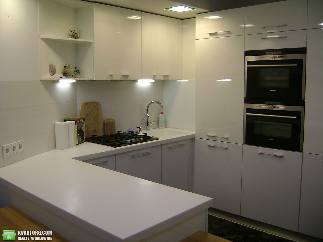 Rent out 1-room apartment. Киев, Маршала Тимошенко — photo 1