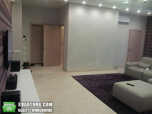 Rent out 3-room apartment. Днепропетровск, жк Дуэт — photo 1