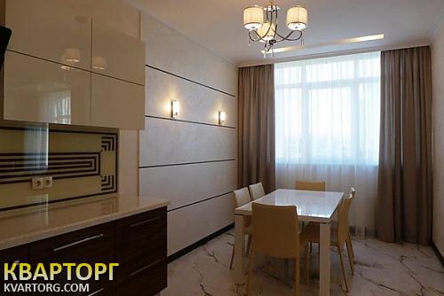Sell 4-room apartment. Киев,  Драгомирова — photo 4