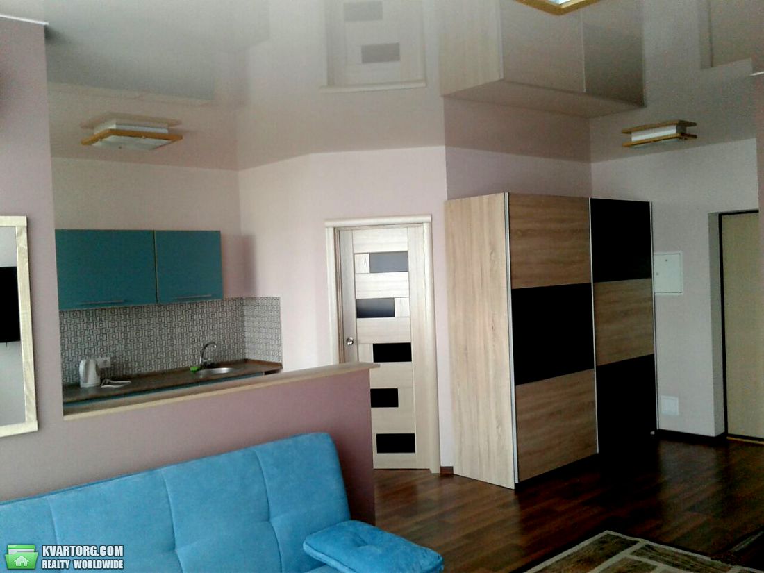Rent out 1-room apartment. Киев, Сиколского — photo 1