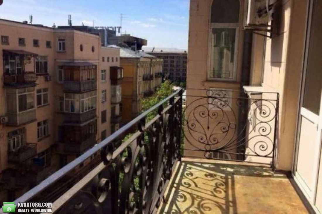 Sell 2-room apartment. Киев,  Костельная — photo 8