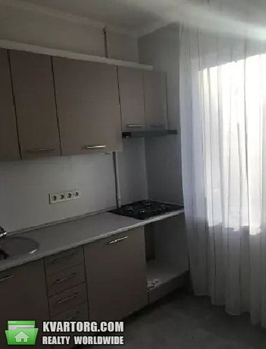 Rent out 2-room apartment. Киев,  Якубовского — photo 4