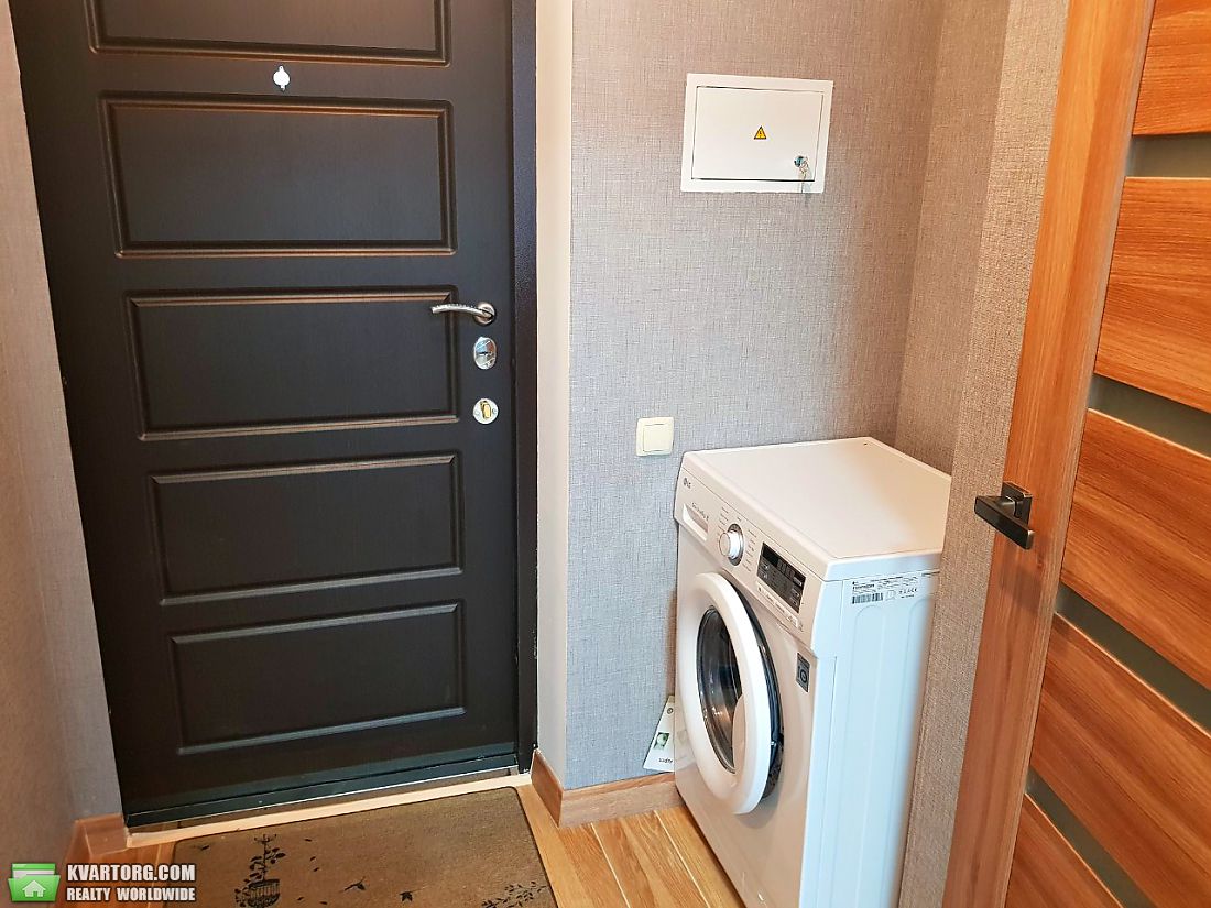 Rent out 1-room apartment. Киев,  Малоземельная — photo 10