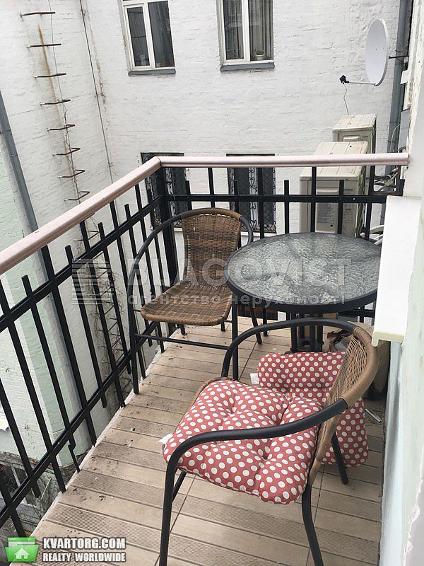 Rent out 2-room apartment. Киев,  Лютеранская — photo 10