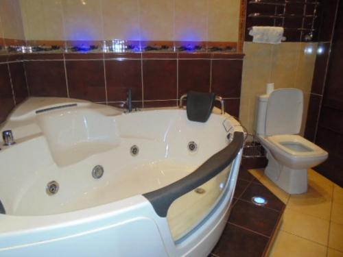 Rent out 3-room apartment. Одесса, Среднефонтанская — photo 5