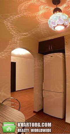 Rent out 2-room apartment. Киев,  Первомайского — photo 4