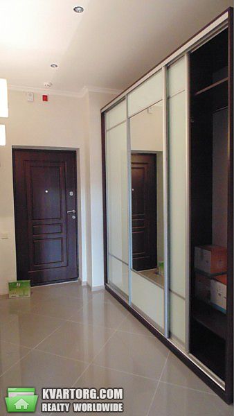 Rent out 2-room apartment. Киев,  Сечевых Стрельцов — photo 10