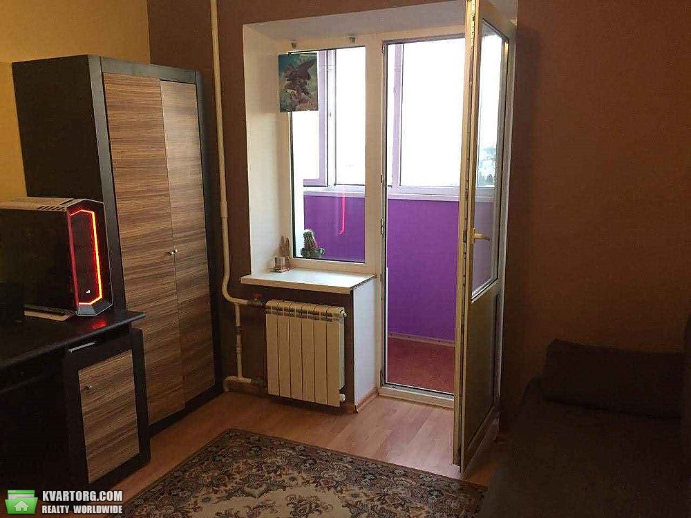 Sell 2-room apartment. Киев,  Богатырская — photo 2