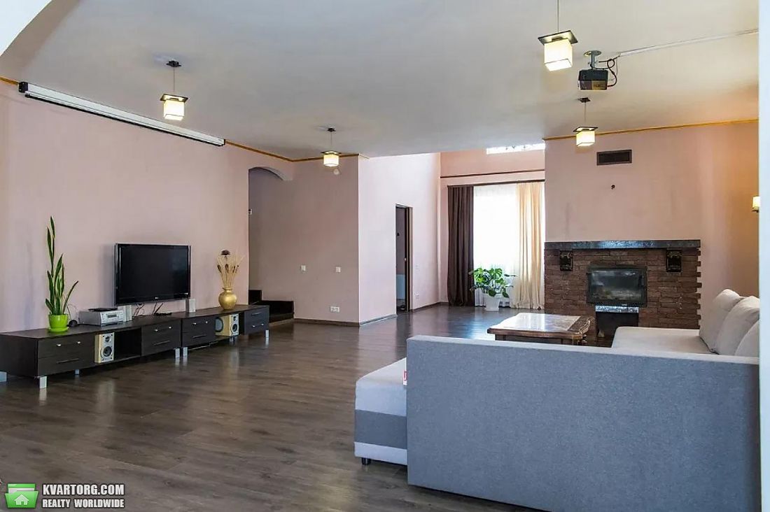 Rent out house. Киев,  Садовая Осокорки — photo 3