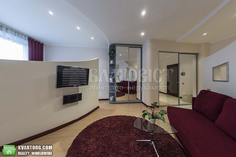 Rent out 2-room apartment. Киев,  Шота Руставели — photo 4