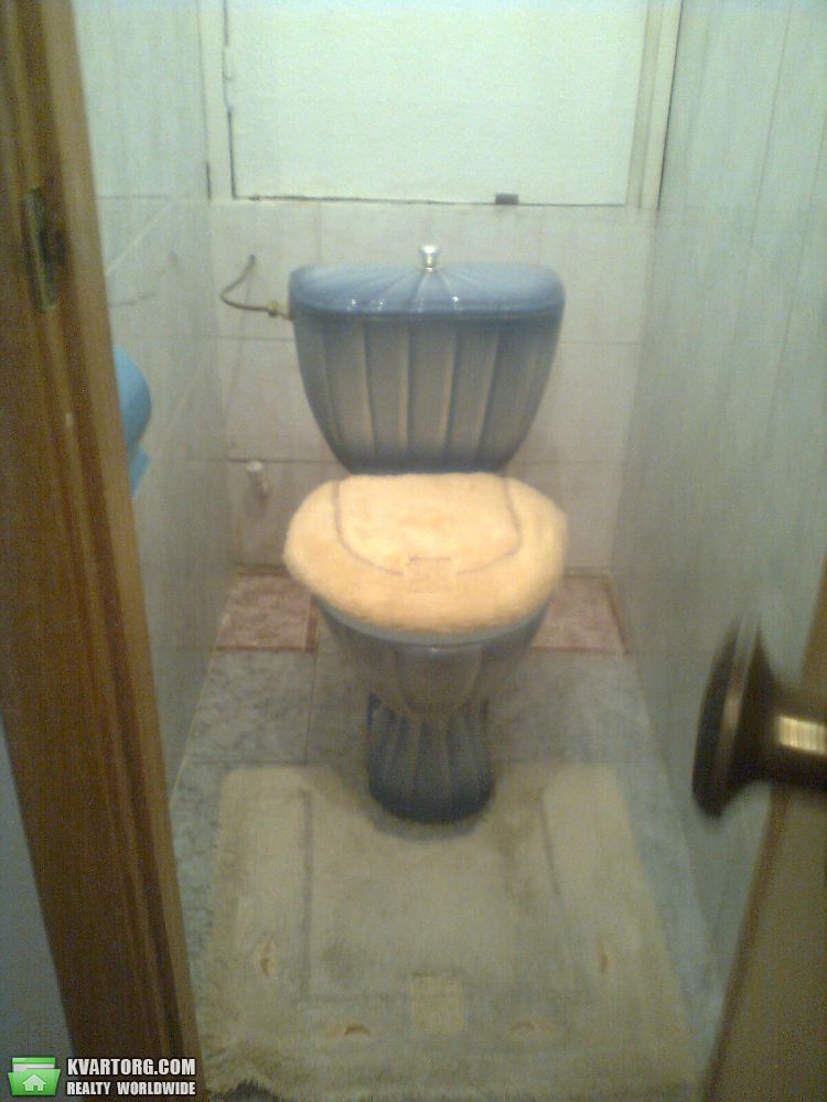 Rent out 2-room apartment. Киев,  Герцена — photo 9