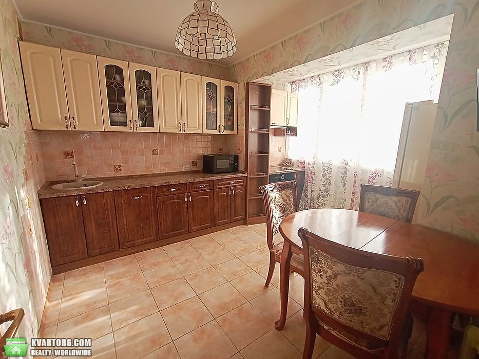 Sell 4-room apartment. Киев,  Маяковского — photo 1