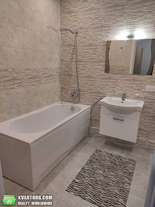 Rent out 1-room apartment. Киев, Драгоманова — photo 7