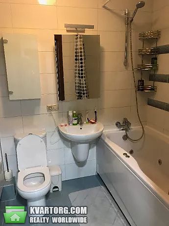 Rent out 2-room apartment. Киев, Дегтяревская — photo 3