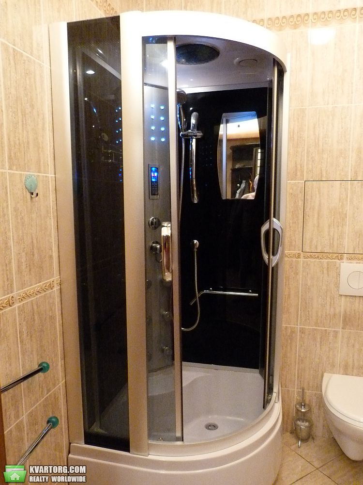 Rent out 3-room apartment. Киев,  Луначарского — photo 5