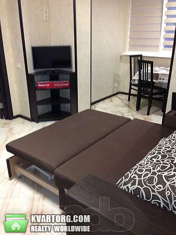 Rent out 1-room apartment. Киев, Леси Украинки — photo 8