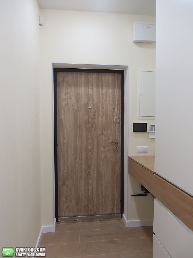 Rent out 2-room apartment. Киев, Набережно-Рибальська — photo 10