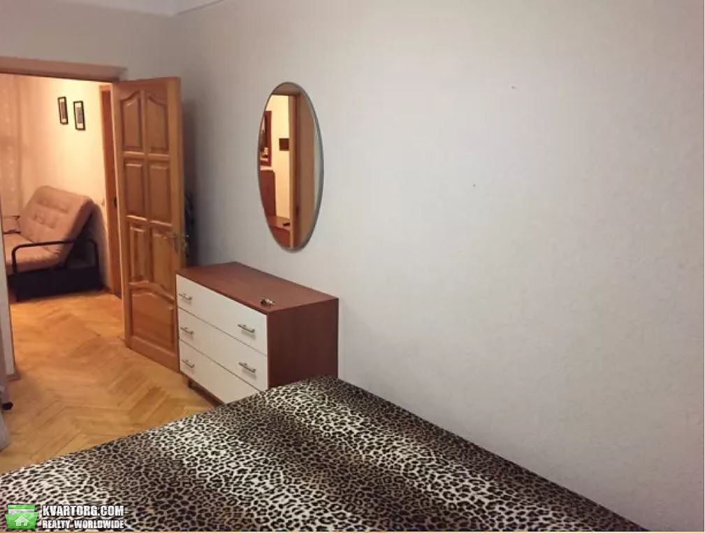 Rent out 2-room apartment. Киев,  Нежинская — photo 3