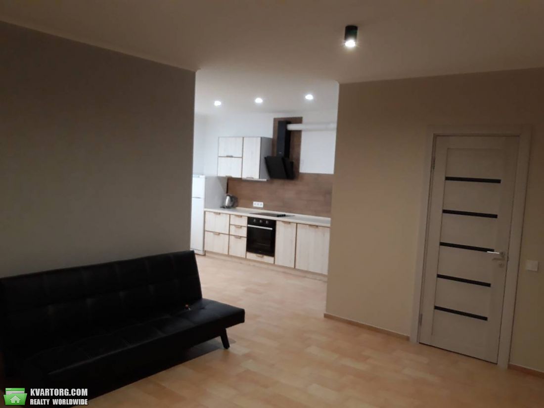 Rent out 1-room apartment. Киев,  Скрипника — photo 8