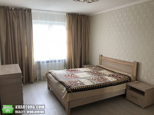 Rent out 2-room apartment. Киев, пр.Академика Глушкова — photo 2
