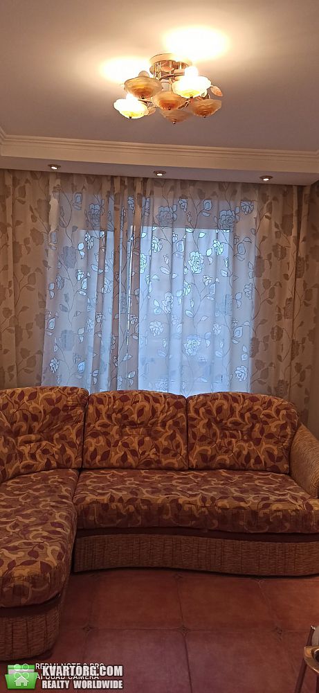 Rent out 2-room apartment. Киев, Межигорская — photo 3