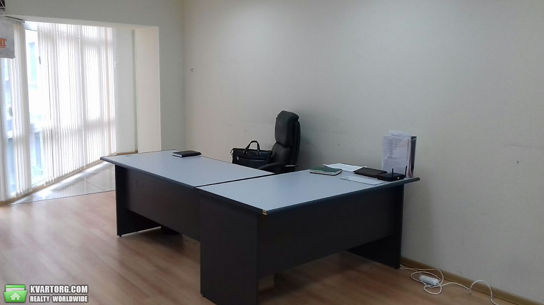 Rent out office. Киев,  Крещатик — photo 1