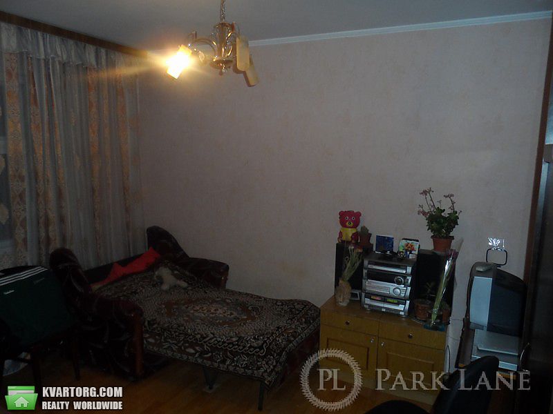 Sell 3-room apartment. Киев,  Ревуцкого — photo 4
