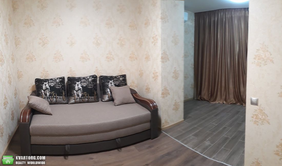 Rent out 2-room apartment. Днепропетровск, славы бульвар — photo 8