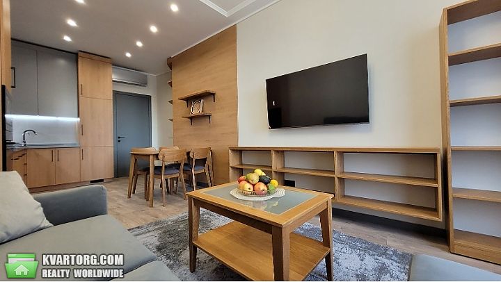 Rent out 2-room apartment. Киев,  Барбюса — photo 3