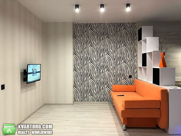 Rent out 1-room apartment. Киев, Вацлава Гавела 6в — photo 1