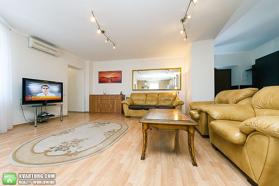 Rent out 4-room apartment. Киев, Шота Руставели — photo 5