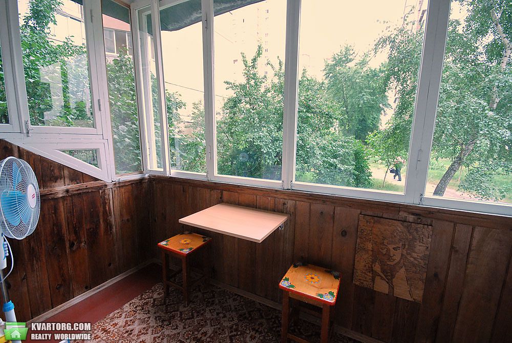 Sell 3-room apartment. Киев,  Декабристов — photo 2