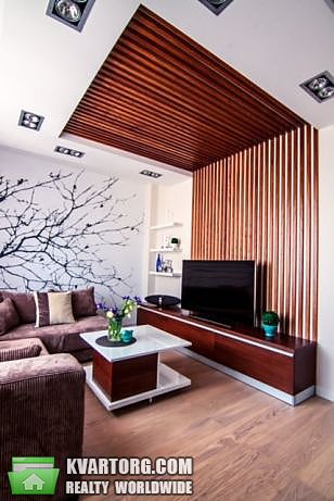Rent out 2-room apartment. Киев,  Моторный пер — photo 1