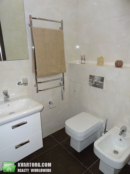 Rent out 2-room apartment. Киев, Драгомирова — photo 7