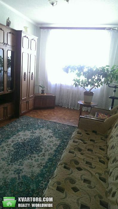 Sell 3-room apartment. Киев,  Набережно-Крещатикская — photo 1