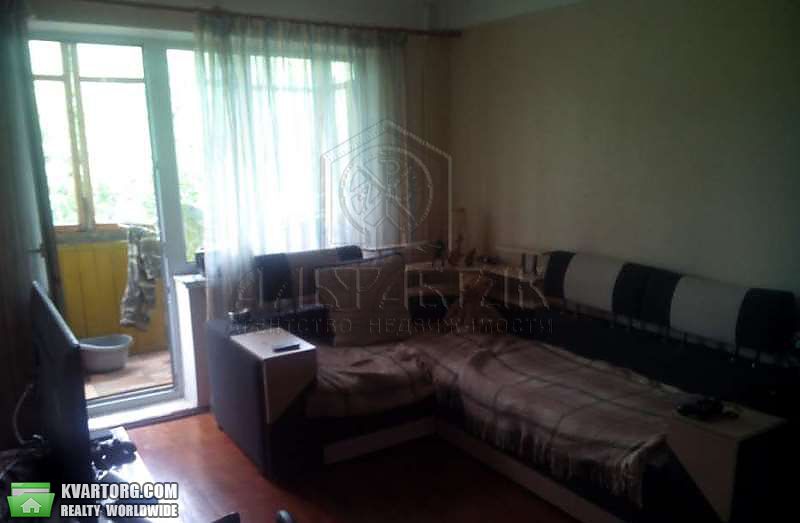 Sell 2-room apartment. Киев,  Шлихтера — photo 2
