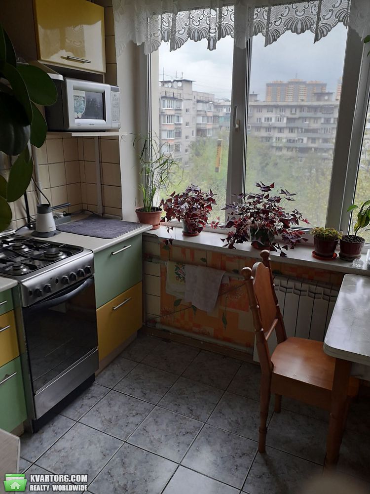 Sell 3-room apartment. Киев,  Полярная — photo 1