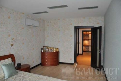 Sell 4-room apartment. Киев, Срибнокильская — photo 7