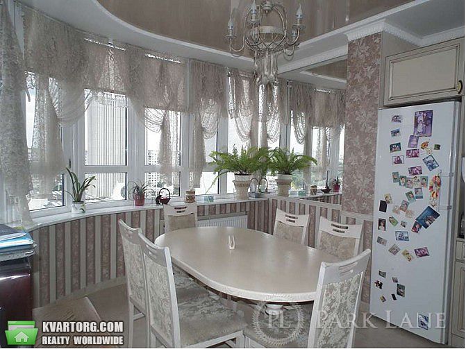 Sell 4-room apartment. Киев,  40-летия Октября просп — photo 5