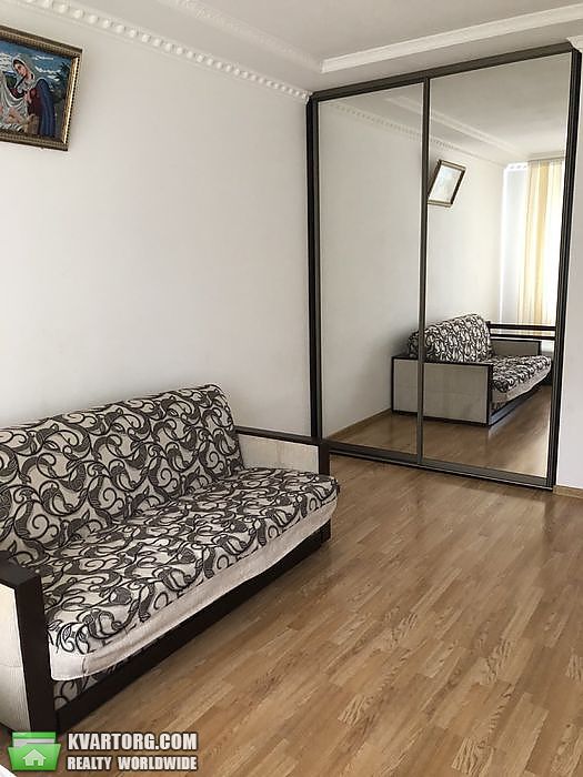Rent out 3-room apartment. Львов, Юнаківа — photo 3