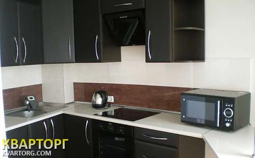 Rent out 3-room apartment. Одесса, 6,5 ст Б Фонтана — photo 1