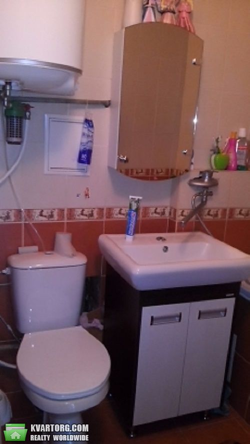 Sell 2-room apartment. Киев,  Салютная — photo 10
