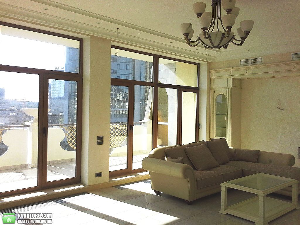 Sell 3-room apartment. Одесса, Гагаринское плато — photo 1