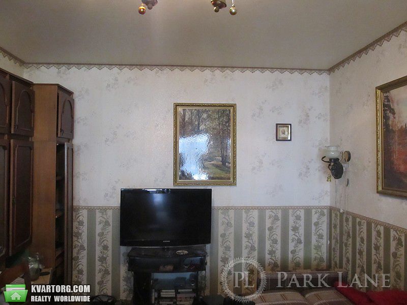 Sell 3-room apartment. Киев,  Декабристов — photo 2