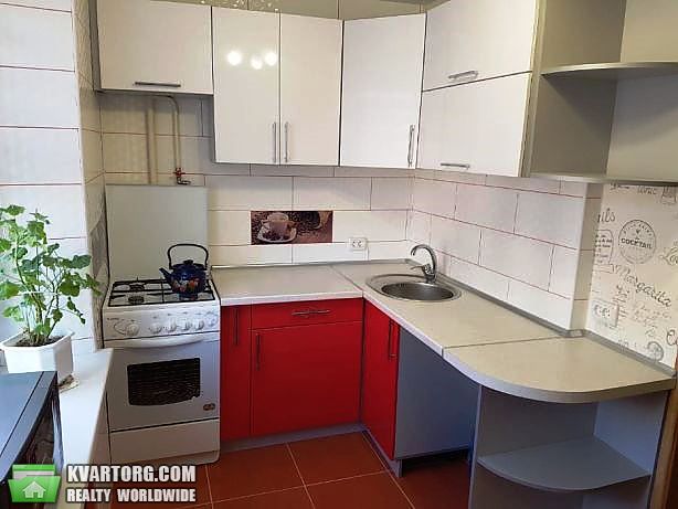 Sell 2-room apartment. Киев,  Карпинского — photo 3