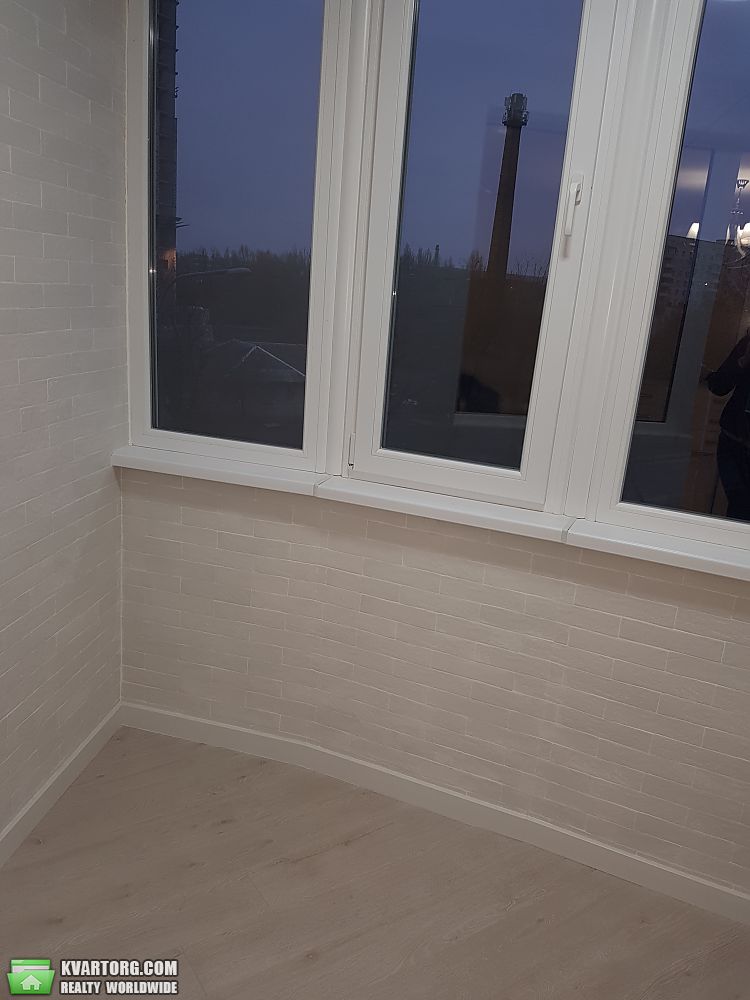 Rent out 1-room apartment. Киев, Харьковское  шоссе — photo 4