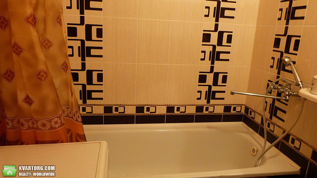 Rent out 2-room apartment. Киев,  Вишняковская — photo 9